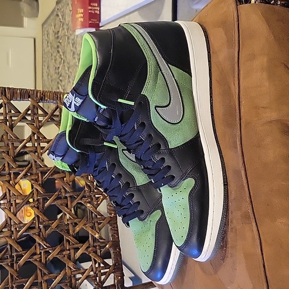 Nike zoom green and white size 13 - Picture 2 of 3